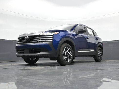 Used 2026 Nissan Kicks SV FWD image 22