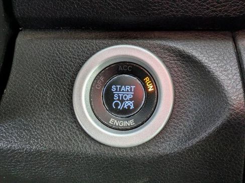 Used 2015 RAM 3500 Laramie image 14