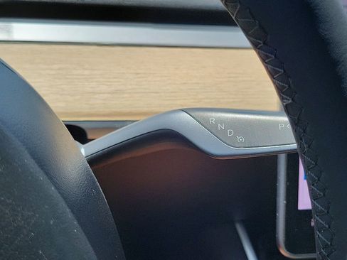 Used 2021 Tesla Model Y 2WD image 22