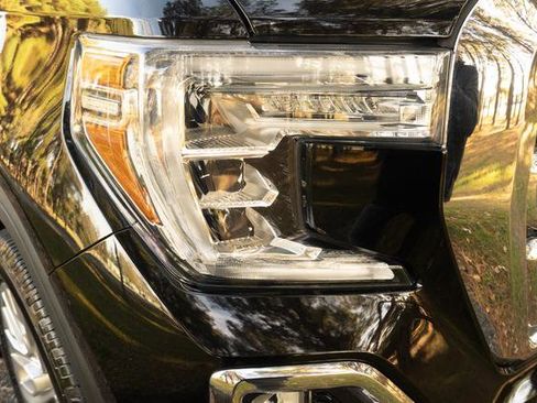 Used 2021 GMC Sierra 1500 Denali w/ Denali Premium Package image 44