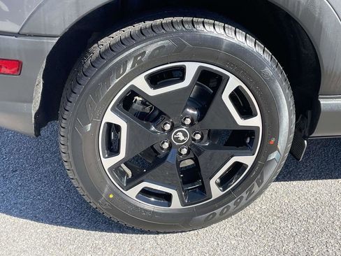 Certified 2021 Ford Bronco Sport Outer Banks w/ Outer Banks Package image 7