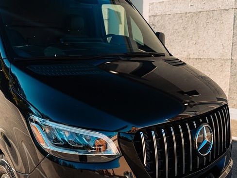 Used 2021 Mercedes-Benz G 63 AMG 4MATIC image 8