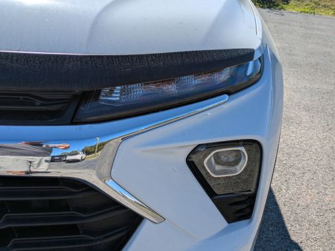 Used 2025 Chevrolet TrailBlazer LS w/ LS Convenience Package image 10