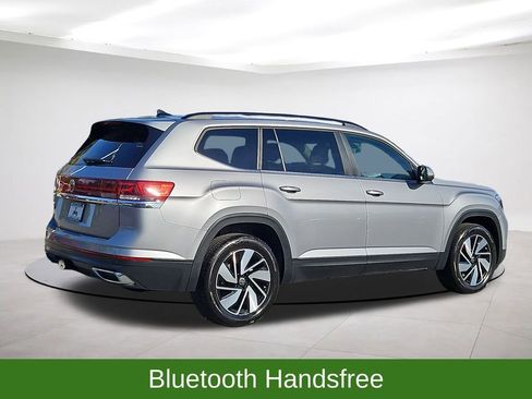 Used 2025 Volkswagen Atlas SE image 7