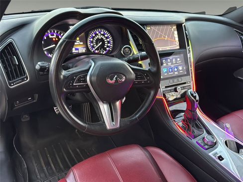 Used 2018 INFINITI Q60 Red Sport 400 AWD/4WD image 10