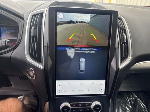 Used 2024 Ford Edge ST image 35