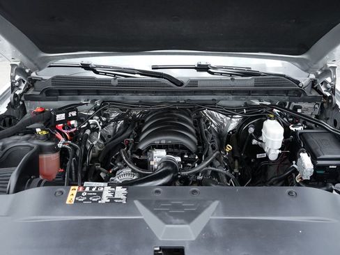 Used 2017 Chevrolet Silverado 1500 LTZ Z71 w/ LTZ Plus Package AWD/4WD image 13