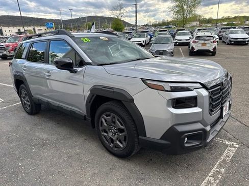 Used 2026 Subaru Outback Premium AWD/4WD image 6