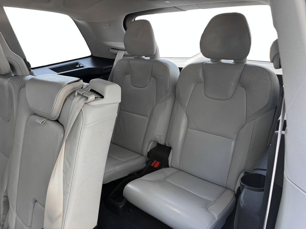 Used 2023 Volvo XC90 B6 Ultimate w/ Protection Package AWD/4WD image 26