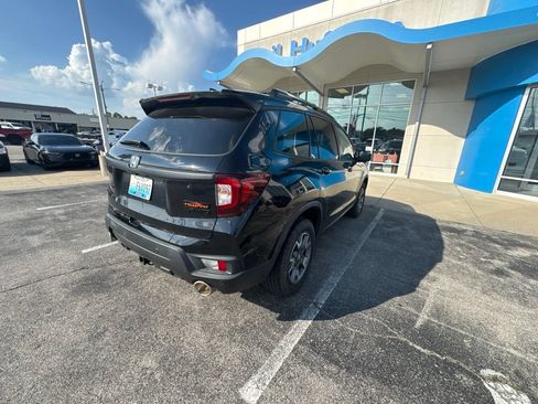 Used 2023 Honda Passport TrailSport image 8