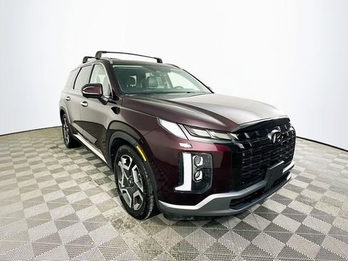 Used 2023 Hyundai Palisade Limited AWD/4WD image 3