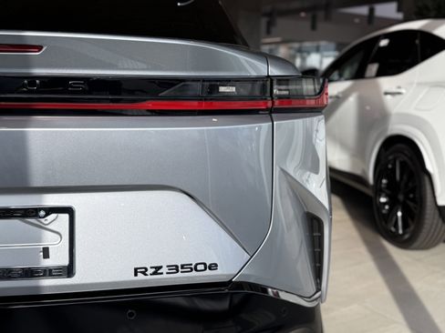 New 2026 Lexus RZ 350e 2WD image 13