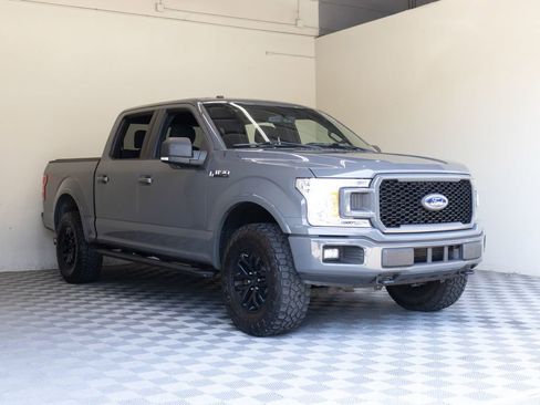 Used 2018 Ford F150 XLT w/ Equipment Group 302A Luxury AWD/4WD image 6