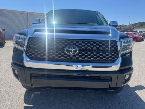Used 2021 Toyota Tundra Limited w/ Limited Premium Package image 3
