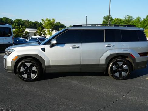 Used 2026 Hyundai Santa Fe SEL FWD image 4