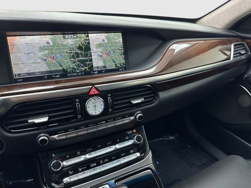 Used 2019 Genesis G90 5.0 Ultimate RWD image 24