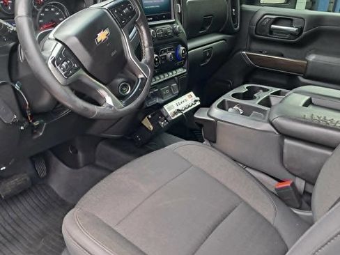 Used 2020 Chevrolet Silverado 3500 LT AWD/4WD image 4