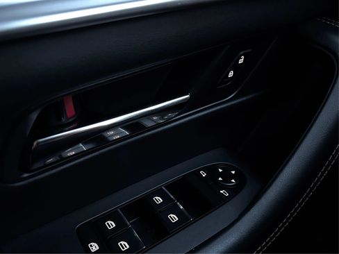 Used 2024 MAZDA CX-90 Plug-In Hybrid w/ Premium Pkg image 37