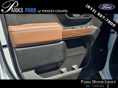 Used 2022 Chevrolet Silverado 2500 High Country w/ LPO, Hitch Package image 15