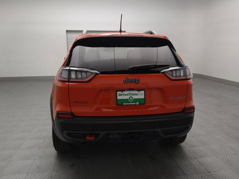 Used 2021 Jeep Cherokee Trailhawk w/ Technology Group AWD/4WD image 6