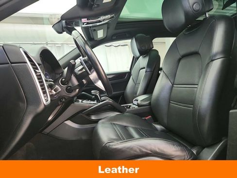 Used 2020 Porsche Cayenne AWD/4WD image 11