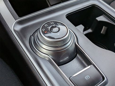 Used 2022 Ford Edge SE w/ Black Appearance Package image 15