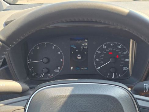 Used 2023 Toyota Corolla SE FWD image 21