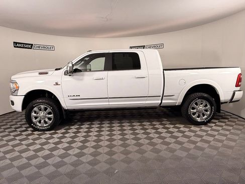 Used 2023 RAM 2500 Limited AWD/4WD image 3