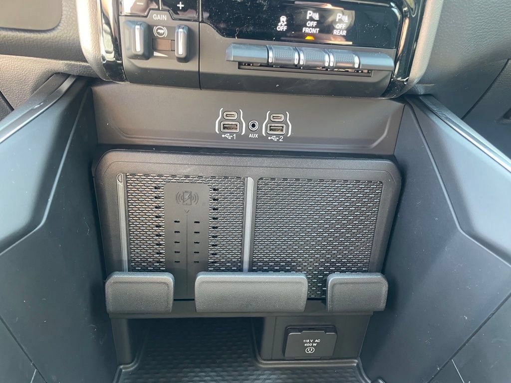 New 2026 RAM 1500 Big Horn AWD/4WD image 16