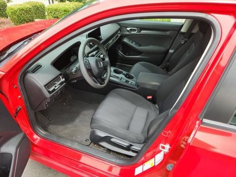 Used 2023 Honda Civic LX image 4
