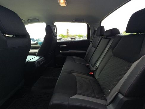 Used 2016 Toyota Tundra SR5 w/ SR5 Upgrade Package image 10
