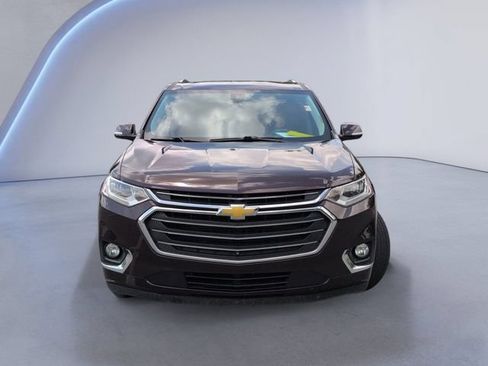 Used 2018 Chevrolet Traverse Premier w/ Driver Confidence II Package FWD image 12