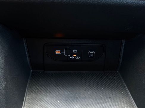Used 2026 Kia Sportage LX FWD image 24