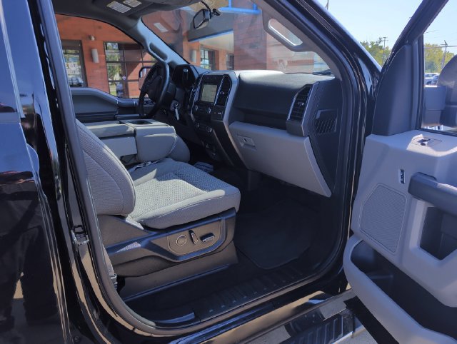 Used 2018 Ford F150 XLT w/ Equipment Group 302A Luxury AWD/4WD image 31