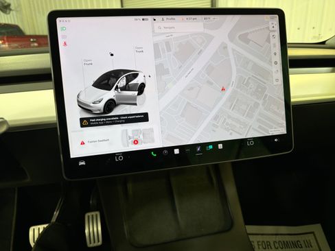 Used 2022 Tesla Model Y Performance AWD/4WD image 19
