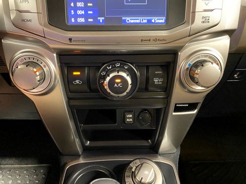 Used 2017 Toyota 4Runner SR5 image 18