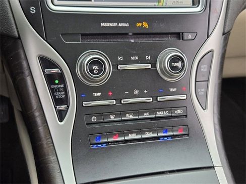 Used 2019 Lincoln Nautilus Reserve image 23