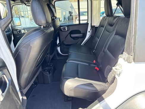 Used 2018 Jeep Wrangler Unlimited Sport S image 14
