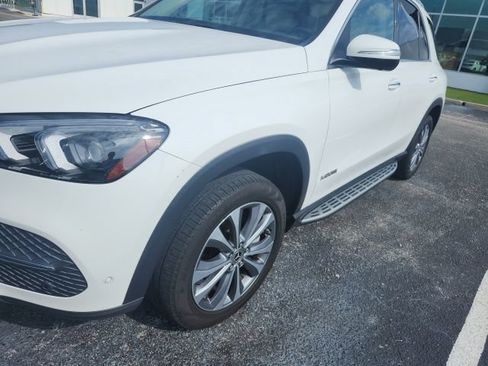 Used 2020 Mercedes-Benz GLE 350 4MATIC image 3