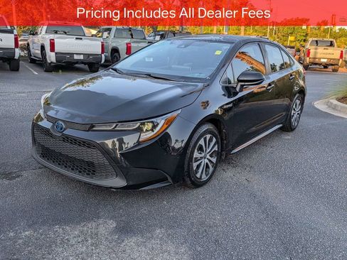 Certified 2021 Toyota Corolla LE FWD image 9