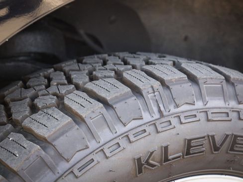 Used 2022 Ford F150 XLT w/ Equipment Group 302A High image 10