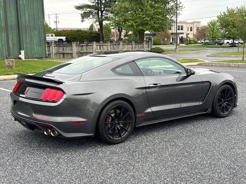 Used 2016 Ford Mustang Shelby GT350 w/ Track Package RWD image 8