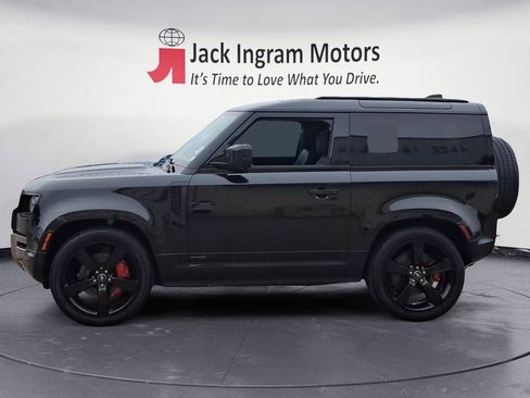 Used 2023 Land Rover Defender 90 X image 2