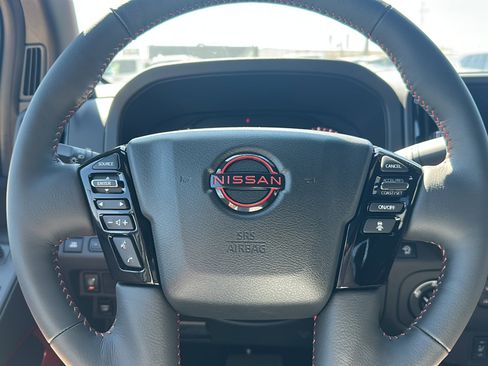 New 2026 Nissan Frontier PRO-4X w/ Pro-4x Convenience Package image 16