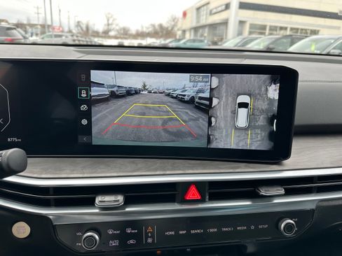 Used 2025 Kia Sorento SX Prestige w/ Sage Leather Package image 59