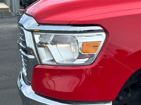 Used 2024 RAM 1500 Laramie AWD/4WD image 11