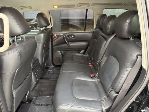 Used 2018 Nissan Armada SV w/ Driver Package RWD image 16