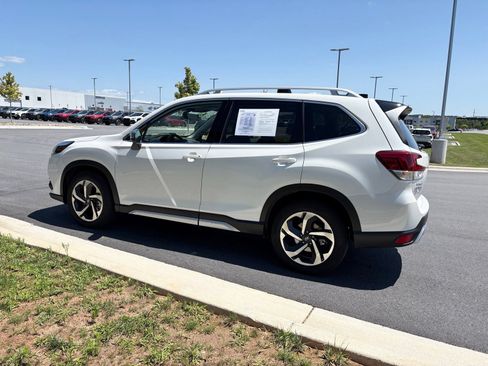 Certified 2024 Subaru Forester Touring AWD/4WD image 5