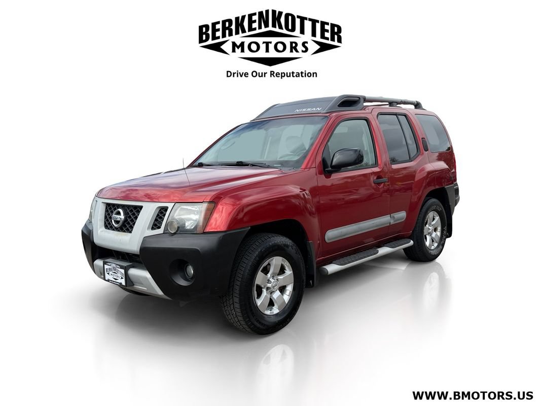 Used 2012 Nissan Xterra 4WD image 7