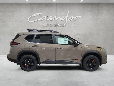 New 2026 Nissan Rogue SV AWD/4WD image 17
